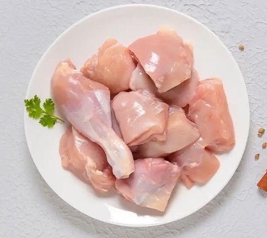 Chicken curry cut small pieces (1kg)